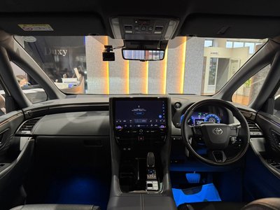 صورة 80 لـ 2025 Toyota VELLFIRE