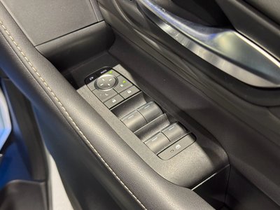 صورة 78 لـ 2025 Toyota VELLFIRE