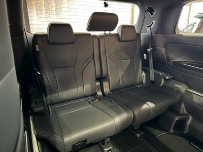 صورة 58 لـ 2025 Toyota VELLFIRE