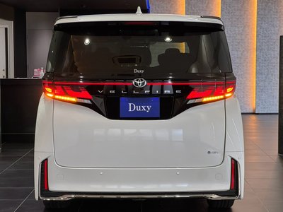 صورة 32 لـ 2025 Toyota VELLFIRE