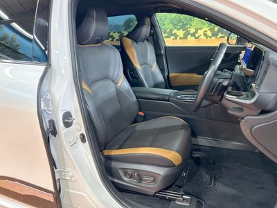 2023 Toyota CROWN CROSSOVER — миниатюра 9