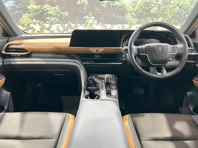 2023 Toyota CROWN CROSSOVER — миниатюра 2