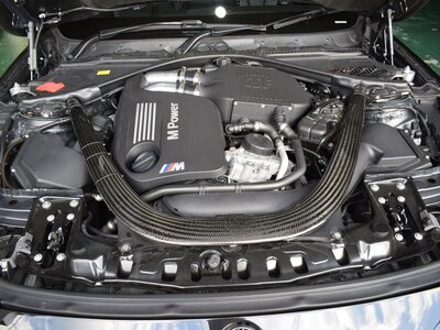 صورة 130 لـ 2014 BMW M4 COUPE