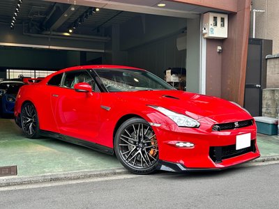 2025 Nissan GT-R 照片 1