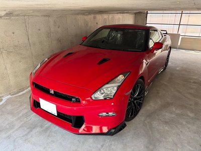 2025 Nissan GT-R 照片 2