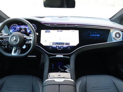 2025 Mercedes-BENZ EQE AMG photo 4