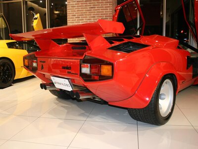صورة 15 لـ 1986 Lamborghini COUNTACH