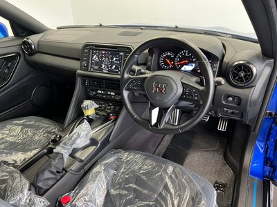 2023 Nissan GT-R 照片 8