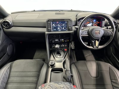 2023 Nissan GT-R 照片 7