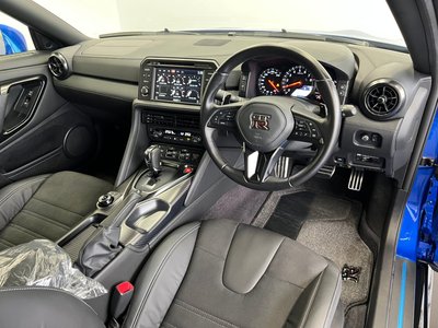2023 Nissan GT-R 照片 9