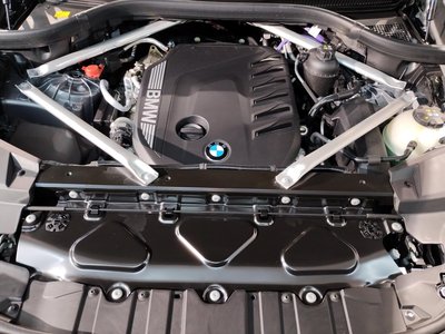 صورة 13 لـ 2025 BMW X5