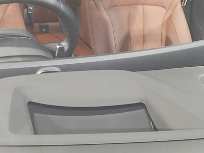 صورة 16 لـ 2025 BMW X5