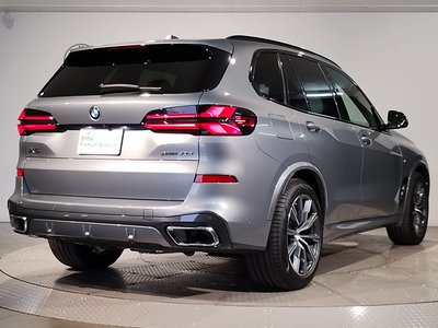 صورة 10 لـ 2025 BMW X5