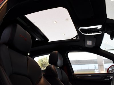 2022 Porsche MACAN 照片 13