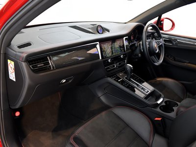 2022 Porsche MACAN 照片 21