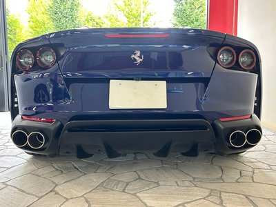 صورة مصغرة 41 لـ 2022 Ferrari 812 GTS