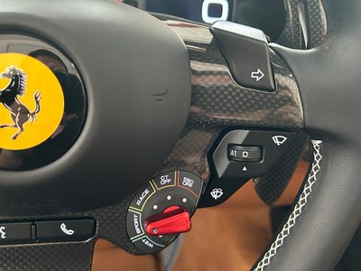 صورة مصغرة 25 لـ 2022 Ferrari 812 GTS
