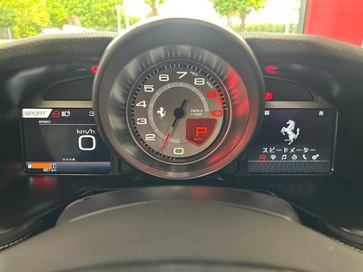 2022 Ferrari 812 GTS 照片 14