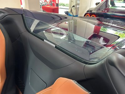 صورة مصغرة 39 لـ 2022 Ferrari 812 GTS