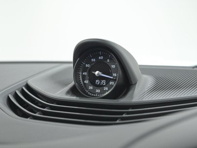 2023 Porsche TAYCAN photo 11