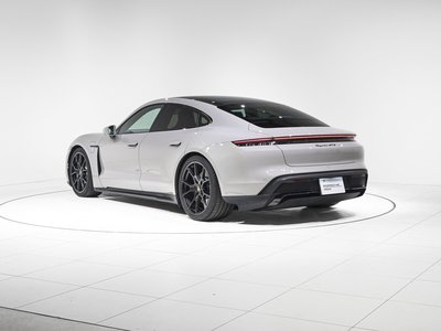 2023 Porsche TAYCAN photo 8