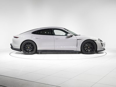 2023 Porsche TAYCAN photo 5