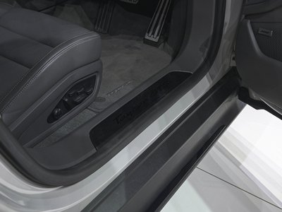 2023 Porsche TAYCAN thumbnail 29