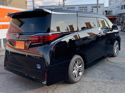 2026 Toyota ALPHARD — фото 5