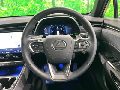 صورة مصغرة 13 لـ 2025 Lexus LBX