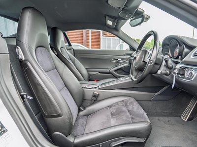 2014 Porsche CAYMAN photo 7