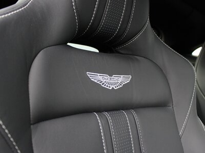 2023 Aston Martin VANTAGE 照片 15