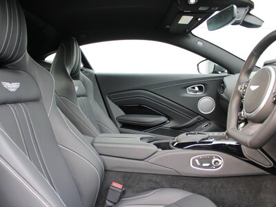 2023 Aston Martin VANTAGE 照片 34