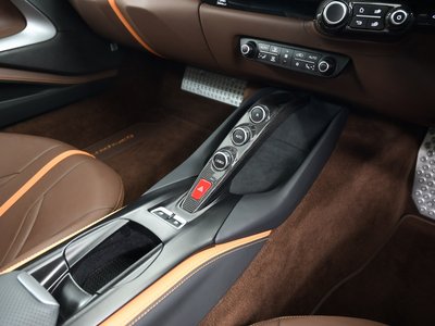 2020 Ferrari 812 SUPERFAST — миниатюра 18