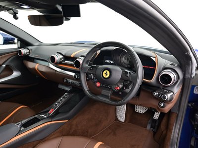 2020 Ferrari 812 SUPERFAST — миниатюра 4