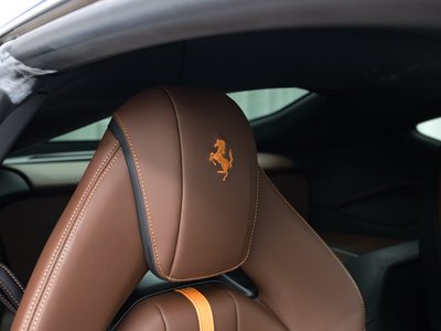 2020 Ferrari 812 SUPERFAST — миниатюра 16
