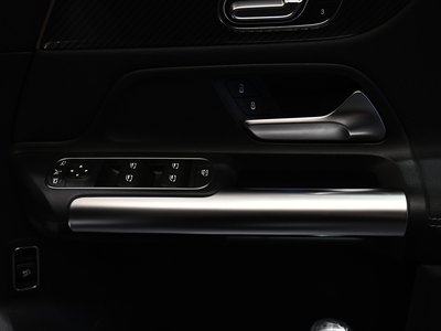 2025 Mercedes-BENZ GLA AMG thumbnail 32