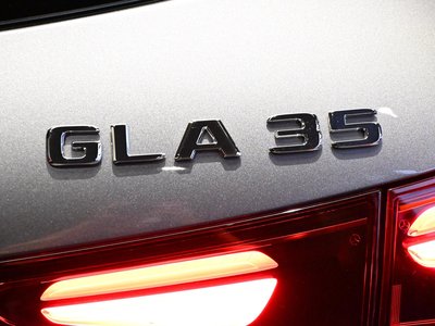 2025 Mercedes-BENZ GLA AMG thumbnail 62
