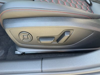 صورة مصغرة 115 لـ 2025 AUDI RS3 SEDAN