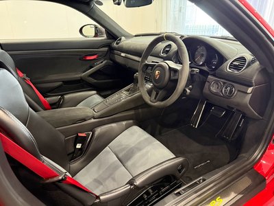 صورة مصغرة 28 لـ 2023 Porsche 718