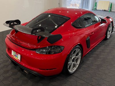 صورة مصغرة 8 لـ 2023 Porsche 718