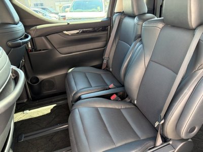 صورة 20 لـ 2018 Toyota ALPHARD