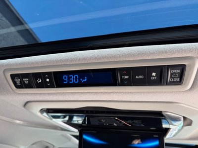 صورة 26 لـ 2018 Toyota ALPHARD