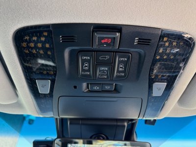 صورة 30 لـ 2018 Toyota ALPHARD