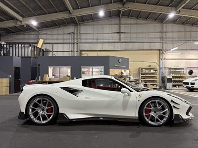 2021 Ferrari F8 SPIDER — фото 4