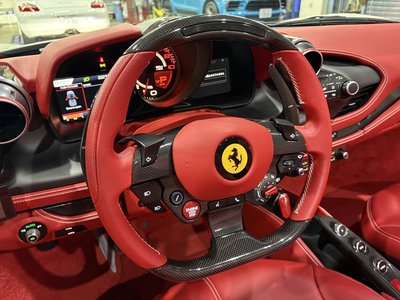 2021 Ferrari F8 SPIDER — фото 14
