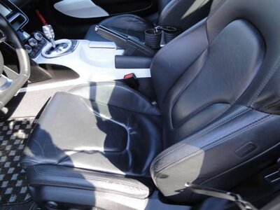 صورة 14 لـ 2008 AUDI R8
