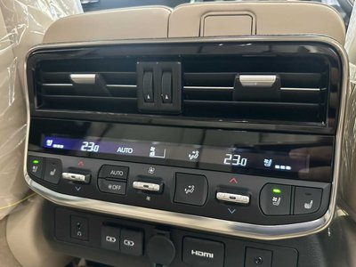2026 Toyota LAND CRUISER 300 — фото 71