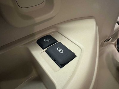 2026 Toyota LAND CRUISER 300 — фото 24