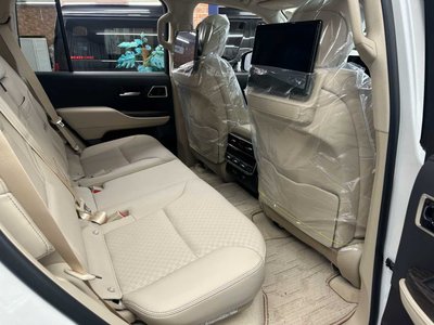 2026 Toyota LAND CRUISER 300 — фото 28