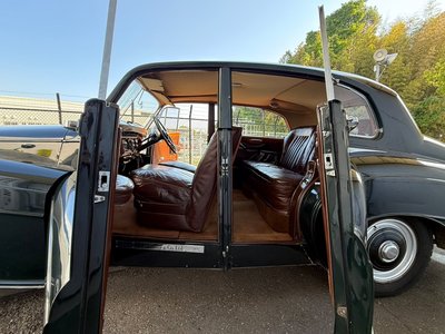 صورة 16 لـ 1954 Bentley R-TYPE LIGHTWEIGHT SALOON